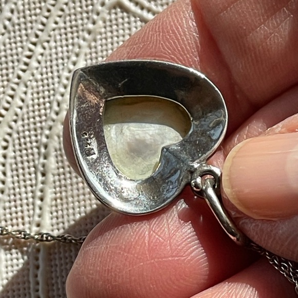 Marcasite heart w/mother of pearl necklace vintage - Picture 5 of 6